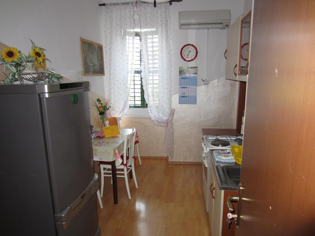Apartment Retro III كوبر الغرفة الصورة